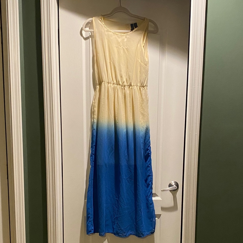 Chic Ombre Maxi Dress in Blue and Cream